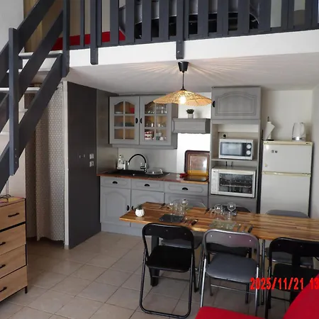 St Cyprien Maison Belle Terrasse Et Clim Prázdninový dům *