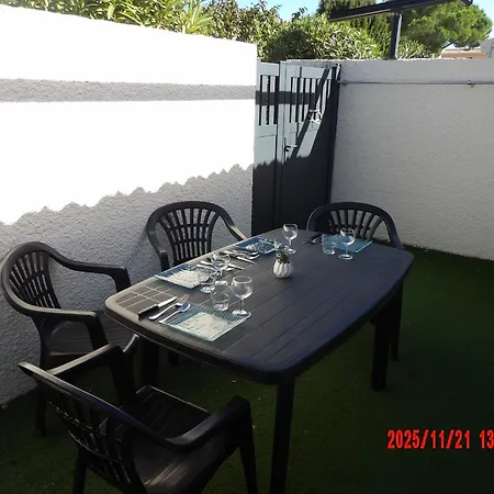 Prázdninový dům St Cyprien Maison Belle Terrasse Et Clim *